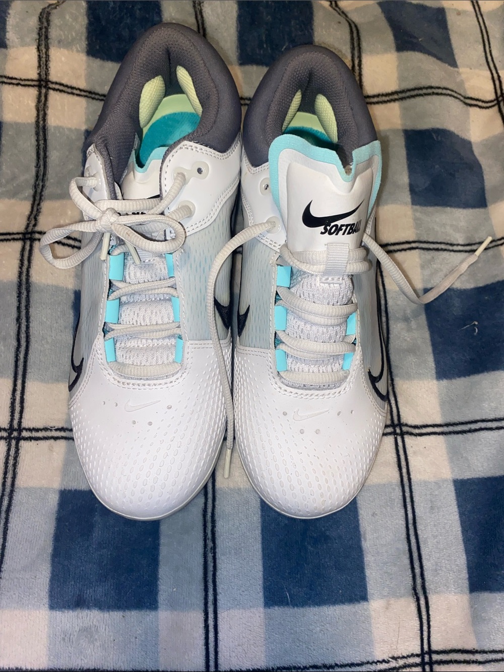 Nike Hyperdiamond 4 Softball White & Teal Athletic Shoes